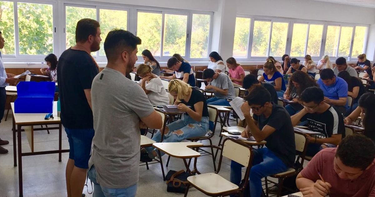 Un informe reveló que el 70% de los alumnos de la UNSJ, estudian y trabajan