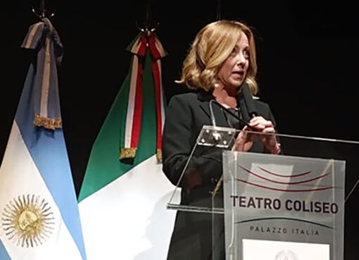 Una gala para Giorgia Meloni marcada por la ausencia del gobierno nacional | Solo Cúneo Libarona dio el presente en el Teatro Coliseo