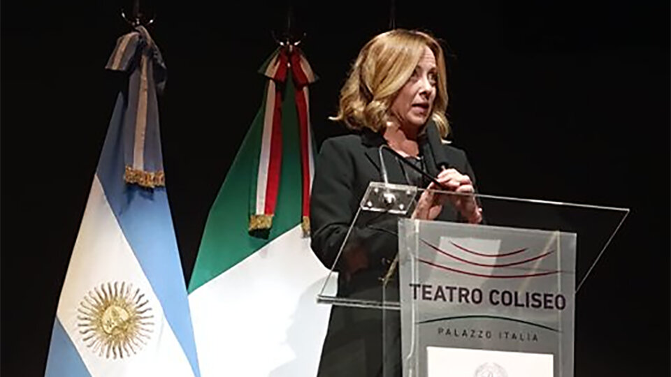 Una gala para Giorgia Meloni marcada por la ausencia del gobierno nacional | Solo Cúneo Libarona dio el presente en el Teatro Coliseo