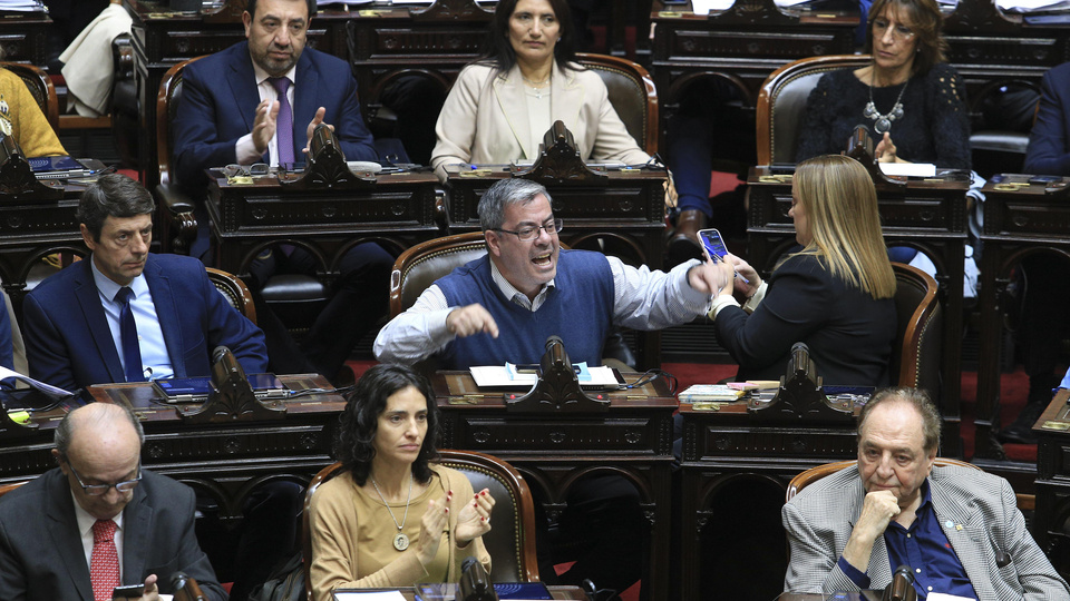 UxP busca abroquelarse en Diputados para limar diferencias y evitar deserciones | Adjudican el éxodo de Mirabella a la interna del PJ santafesino