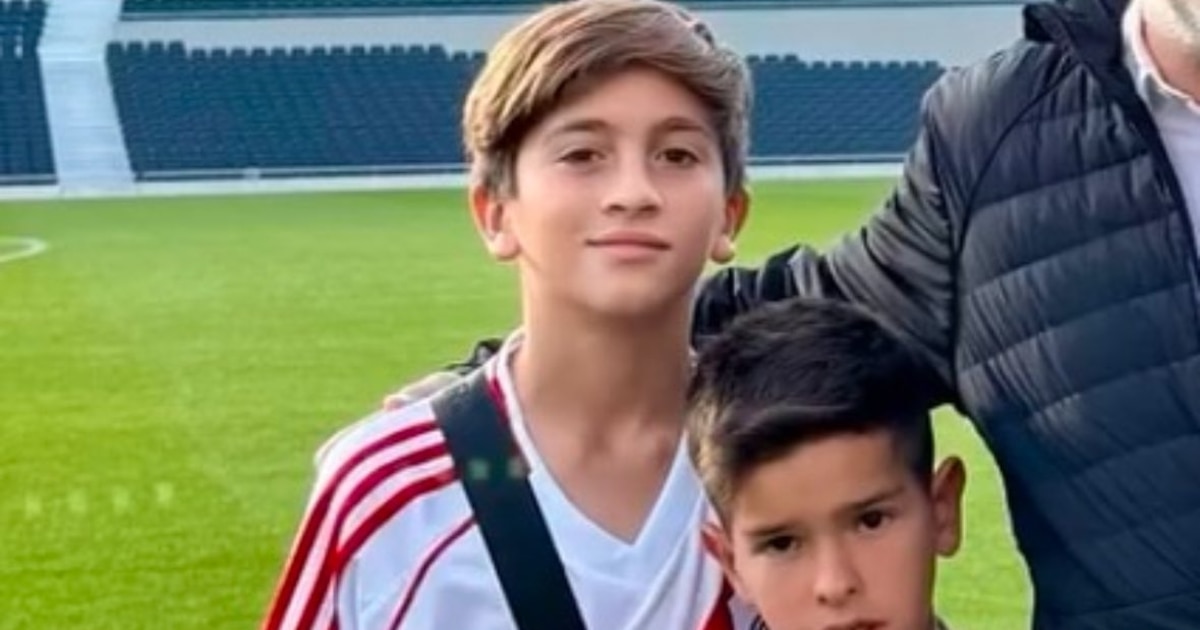 Las fotos de Thiago Messi con la camiseta de River durante la visita de los juveniles del Inter Miami al Monumental