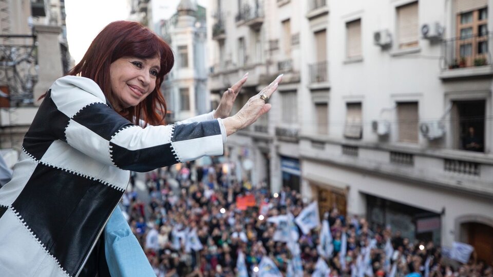 Una cumbre para terminar con la interna peronista | CFK asume formalmente como presidenta del PJ en acto que se realizará en la UMET, pero antes habrá un encuentro con Kicillof y Massa