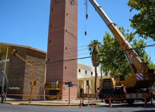 En fotos, el Campanil sanjuanino se ilumina para festejar la Navidad