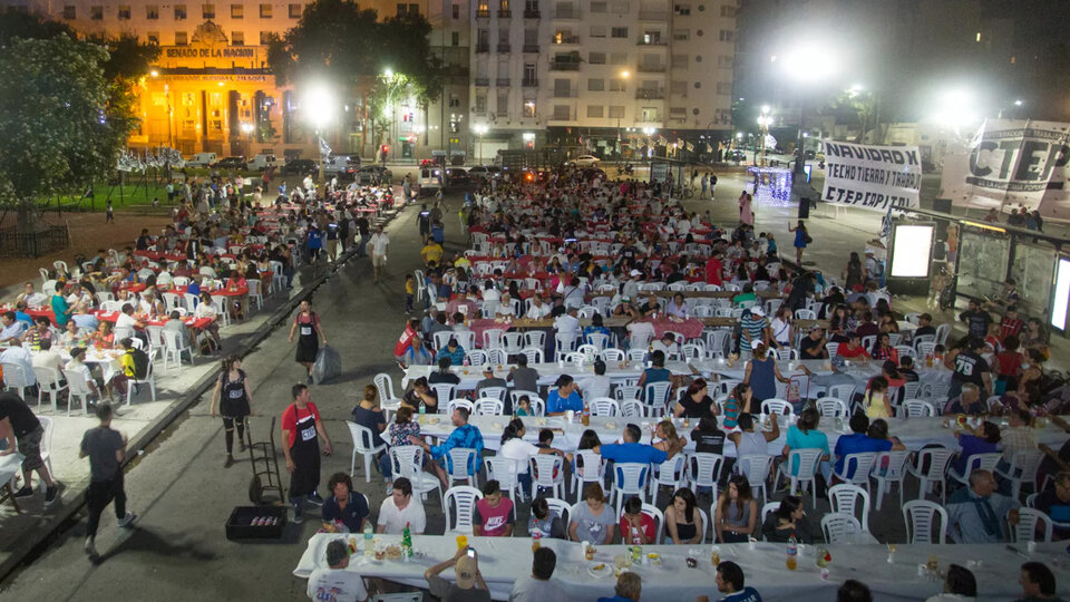 Navidad popular en el Congreso: “Hay gente que no tiene qué poner en la mesa” | El MTE y Proyecto 7 preparan un 24 de diciembre para las personas en situación de calle