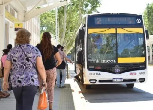 El 25 de diciembre habrá colectivos en San Juan: qué otros cambios anunciaron desde el Gobierno