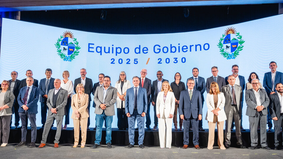 Uruguay: Yamandú Orsi presentó al gabinete que asumirá el próximo 1° de marzo | Entre los principales nombramientos se destaca el de Mario Lubetkin como canciller