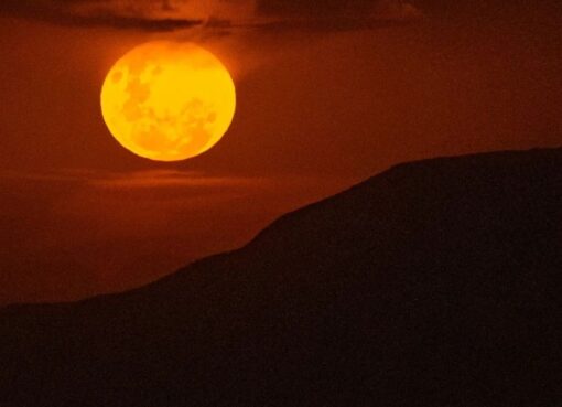 “La última luna llena del año”: las fotos del paisaje de Jáchal que encantó en las redes sociales