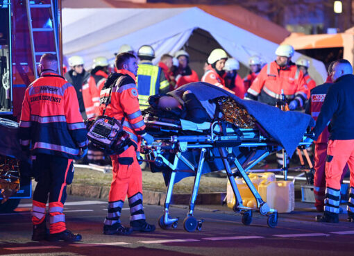 Alemania: un médico embistió con su auto a una multitud | Atentado terrorista en un mercado de navidad en Magdeburgo