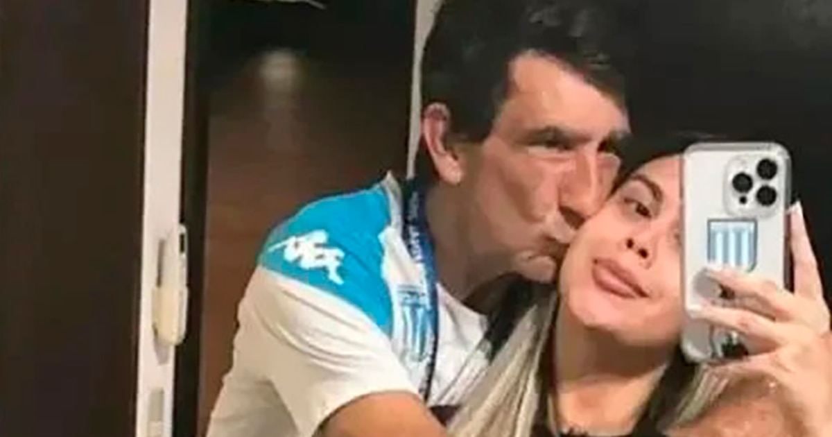 La historia de amor de Gustavo Costas con su pareja, 32 años menor que el DT de Racing: “Es más loco en casa que en la cancha”