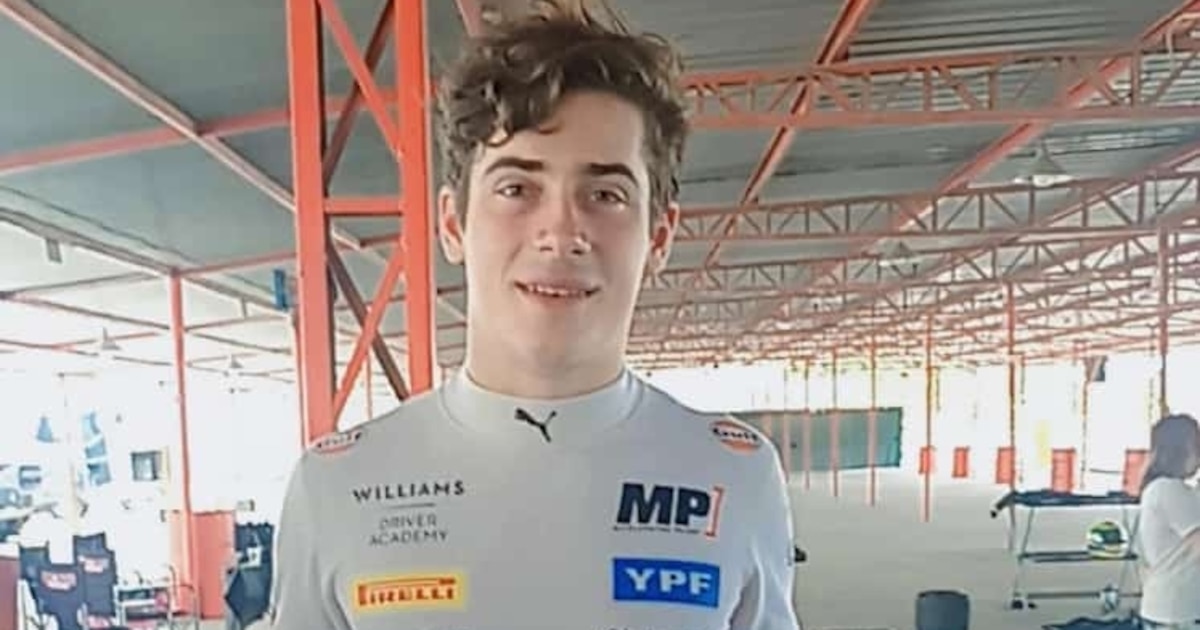 Franco Colapinto volvió al kartódromo de Zárate y causó furor: del gesto con un piloto a la llamativa camiseta con la que posó