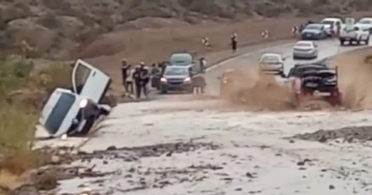 Intentó cruzar un badén de la Ruta 40 y fue arrastrado por la creciente