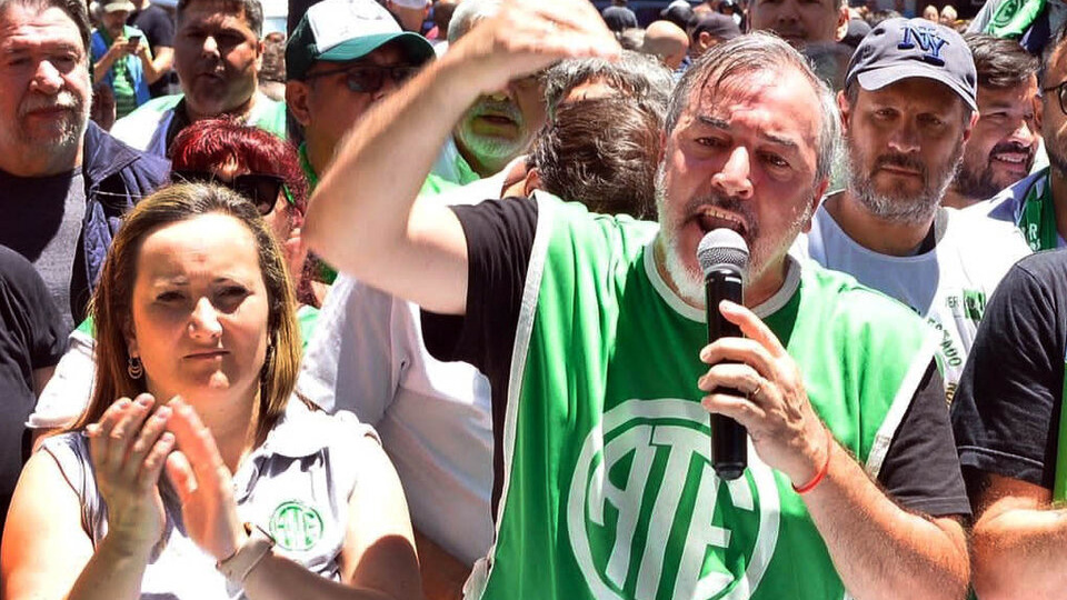 ATE lanza una medida de fuerza en la Isla Demarchi ante el cierre de Puertos y el desguace en Parques Nacionales | “Quieren rematar toda la Argentina”