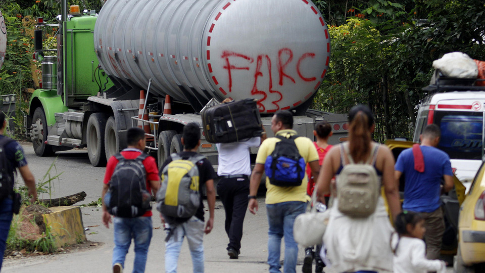 Colombia en emergencia por la violencia armada en la región de Catatumbo | Los enfrentamientos entre el ELN y disidencias de las FARC dejan 80 muertos