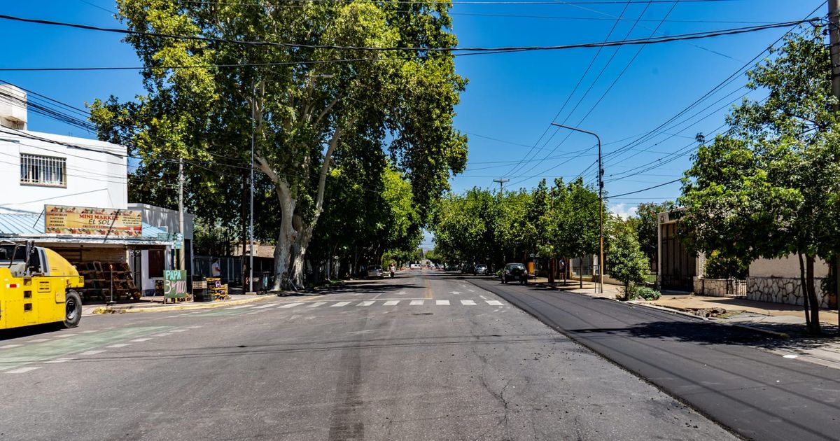 Repavimentación y mejoras para la calle 25 de Mayo en Capital