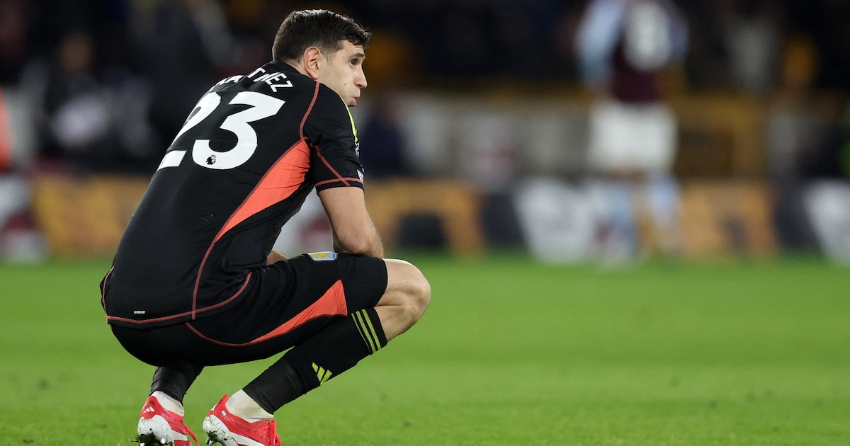 Dibu Martínez tuvo dos atajadas espectaculares, pero profundizó su racha negativa en la derrota de Aston Villa