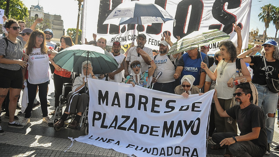 “Una memoria que arde. Una lucha que no se apaga” | Este viernes, desde las 17, comienza la Marcha de la Resistencia en Plaza de Mayo