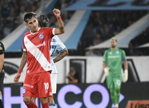 Tras la derrota de Racing ante Argentinos Juniors en la continuidad de la fecha 6: así quedaron las tablas de posiciones del Torneo Apertura