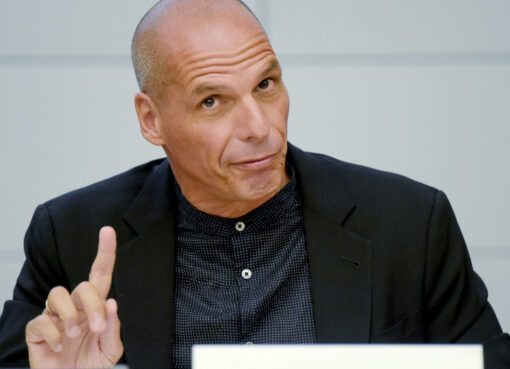 Varoufakis sobre $Libra: “Cuando lo hace el presidente del país, es más que una estafa, es un delito político” | Sigue el escándalo internacional por el criptogate