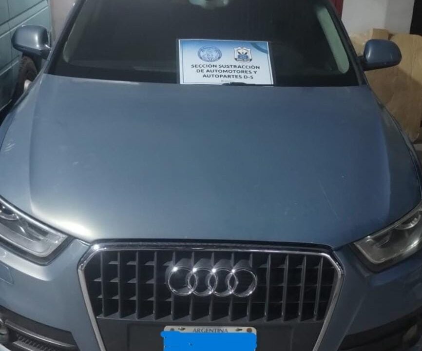 Dos automóviles robados de alta gama fueron recuperados en San Juan