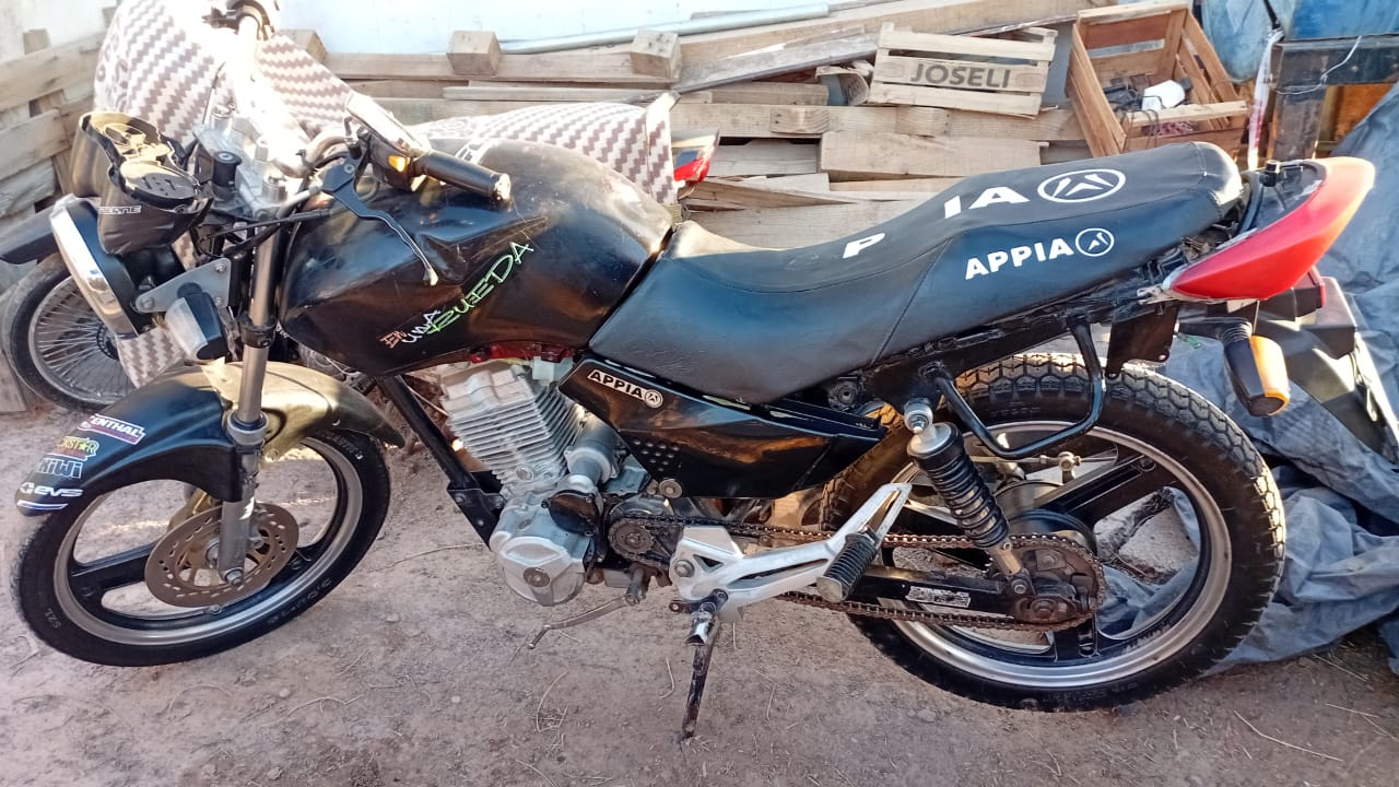 Una moto robada es recuperada en Albardon San Juan.