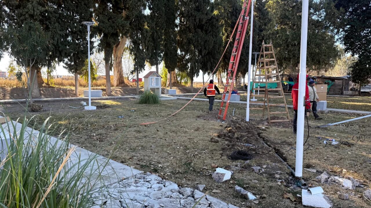 Daniel Banega informa inauguración de obras por los festejos patrios