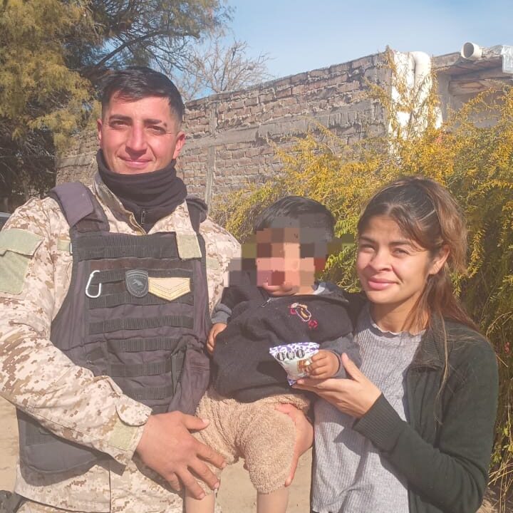 Albardon le salvan la vida a un bebé de un año de edad.