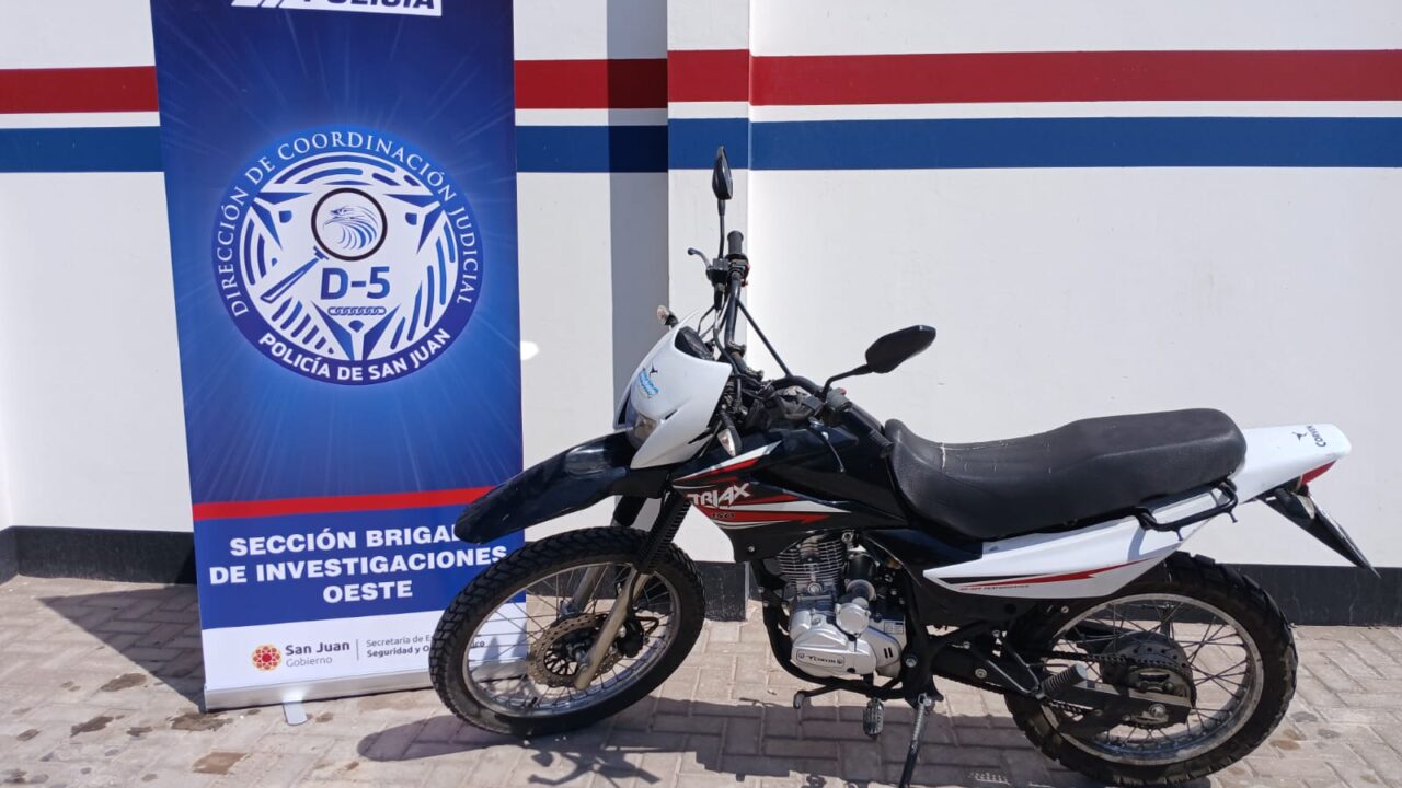 Recuperan una moto 🏍️ robada en la capital de San Juan