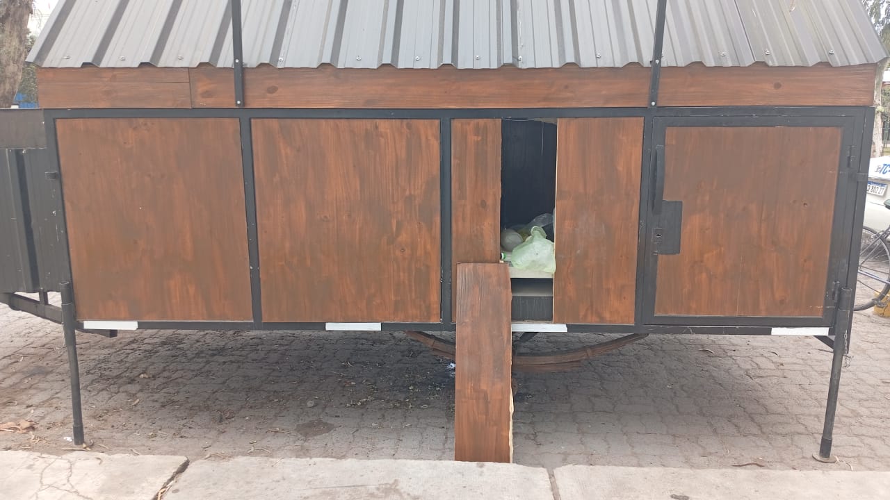 Roban un puesto de comidas rápidas en Rawson SJ